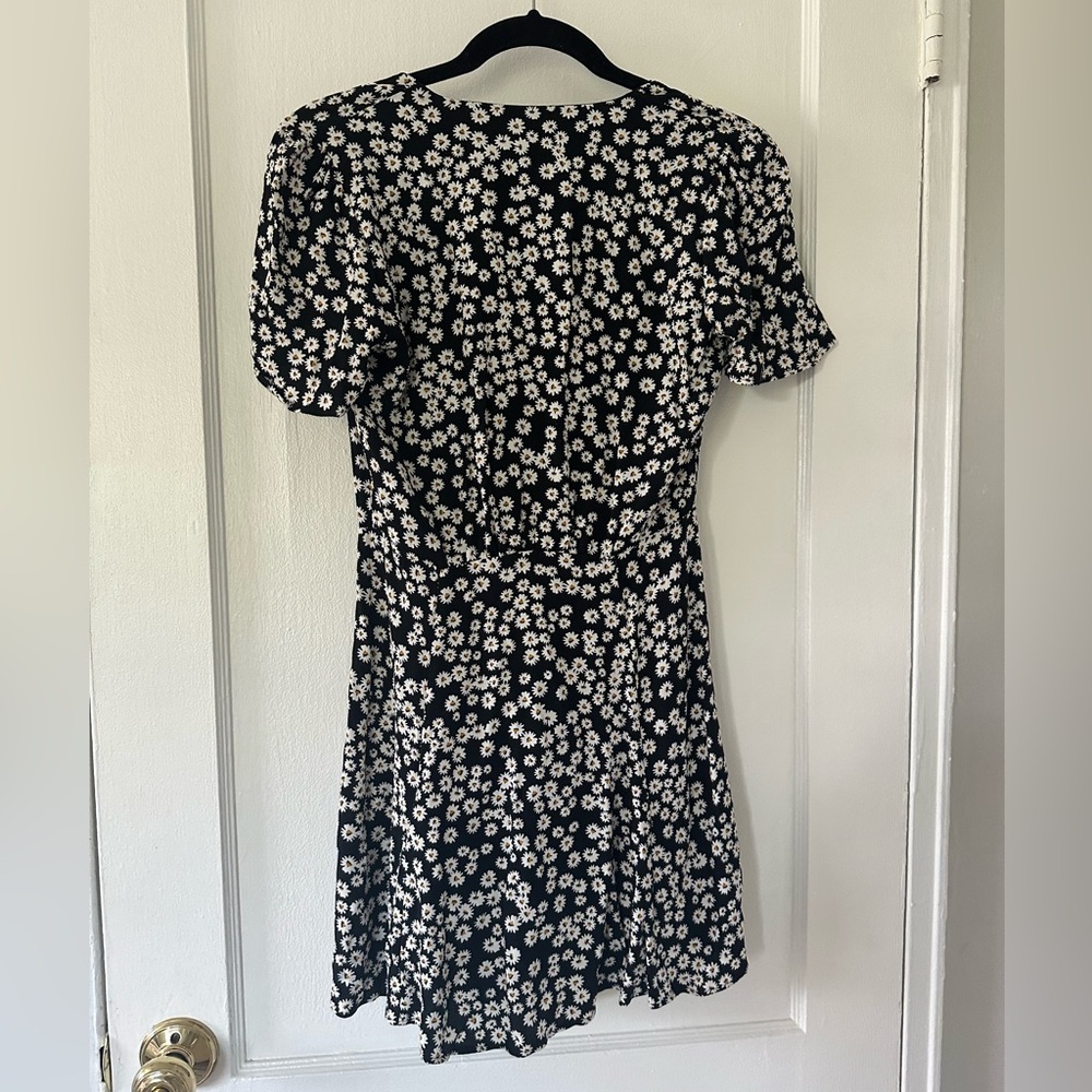 Sezane Norabel Dress in Daisy Print - Picture 5 of 7